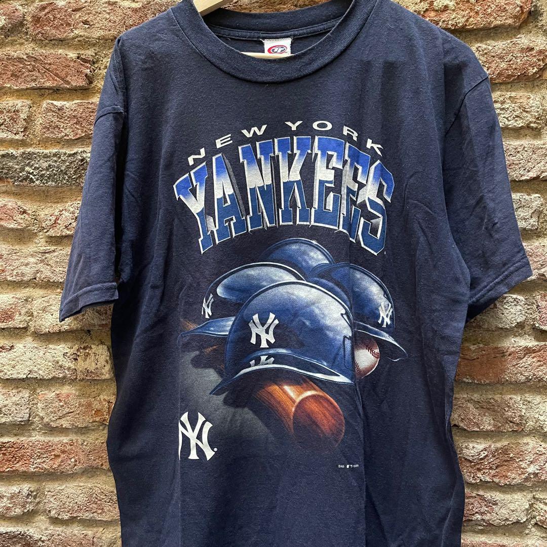 New York Yankees MLB tag, Men's Fashion, Tops & Sets, Tshirts & Polo Shirts  on Carousell