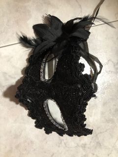 (Category: ) located in . Submitted by hkkts (Listing ID 1085093988, Image 1). Description: .