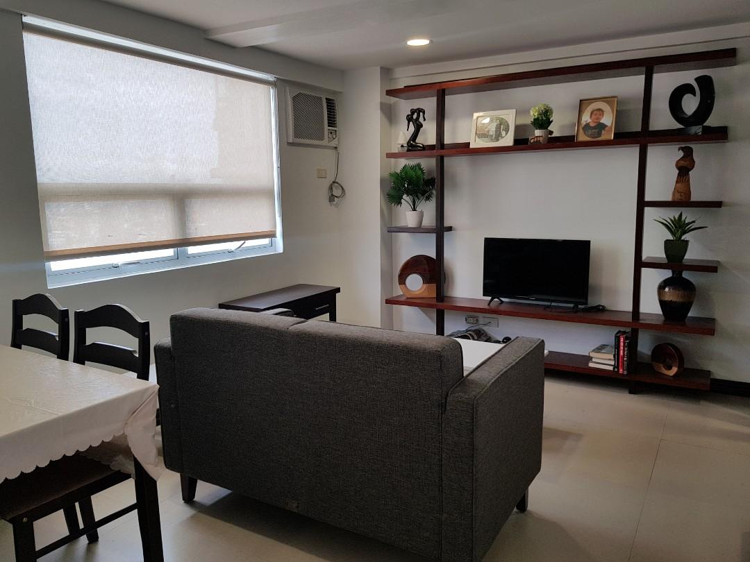 2 Bedroom Condo Unit in New Manila (Category: Apartments & Condos) located in Quezon City. Submitted by ricac. (Listing ID 1086796055, Image 1). Description: 49 sqm Loft Type 2 Bedroom 2 Bathroom laundry area with parking Ford Everest included selling price 7.5M walking distance to Robinsons Magnolia, LRT 2 Gilmore Station..