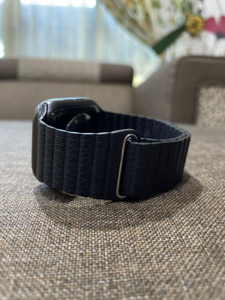 44mm black leather loop deals