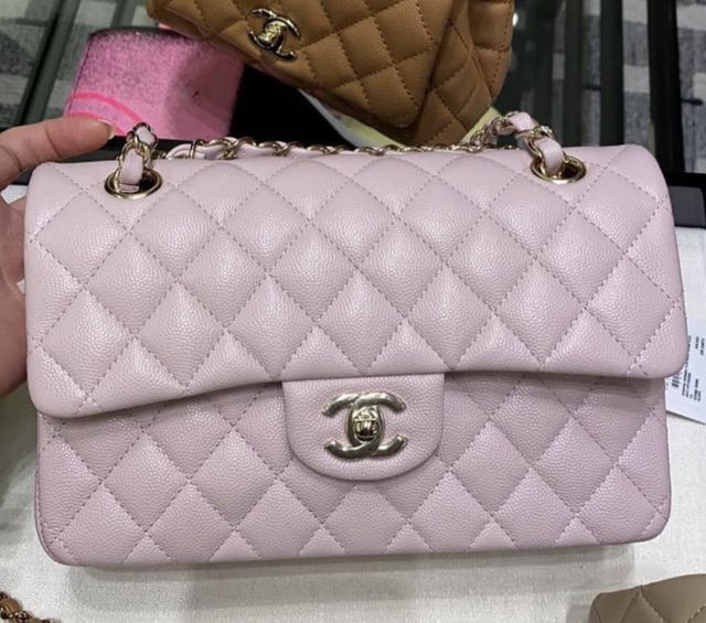 Brand New Chanel 21s Rose Claire Lila. Chanel 21s Lila. Chanel Classic Flap  21s Lila SMALL 🔥🔥 Chanel Double Flap, Luxury, Bags & Wallets on Carousell