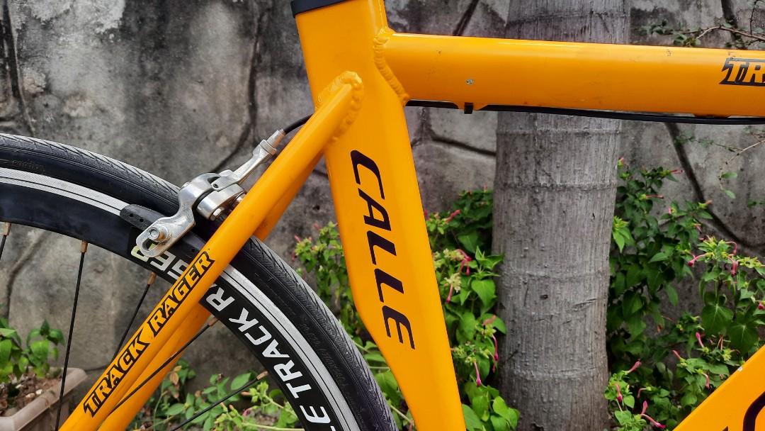 Calle road shop bike price