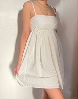 (Category: ) located in . Submitted by mariemills (Listing ID 1086811037, Image 1). Description: .
