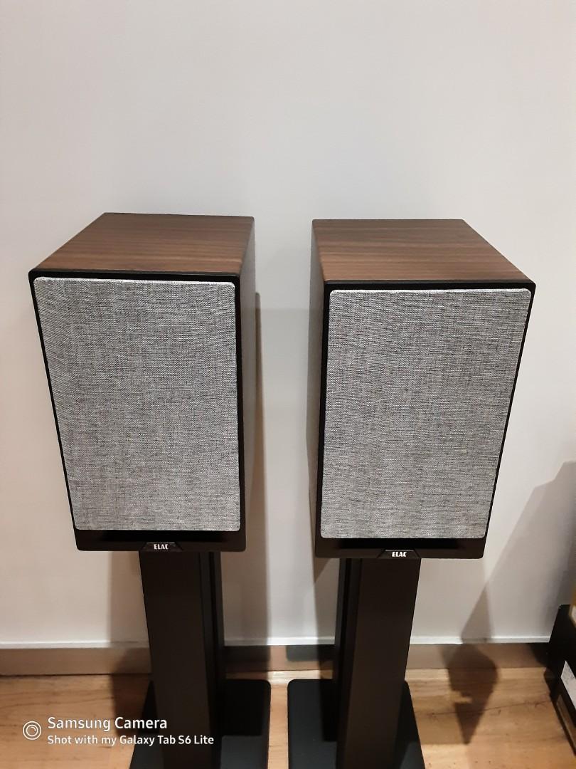 Elac Debut Reference DBR62 bookshelf speakers, Audio, Soundbars ...