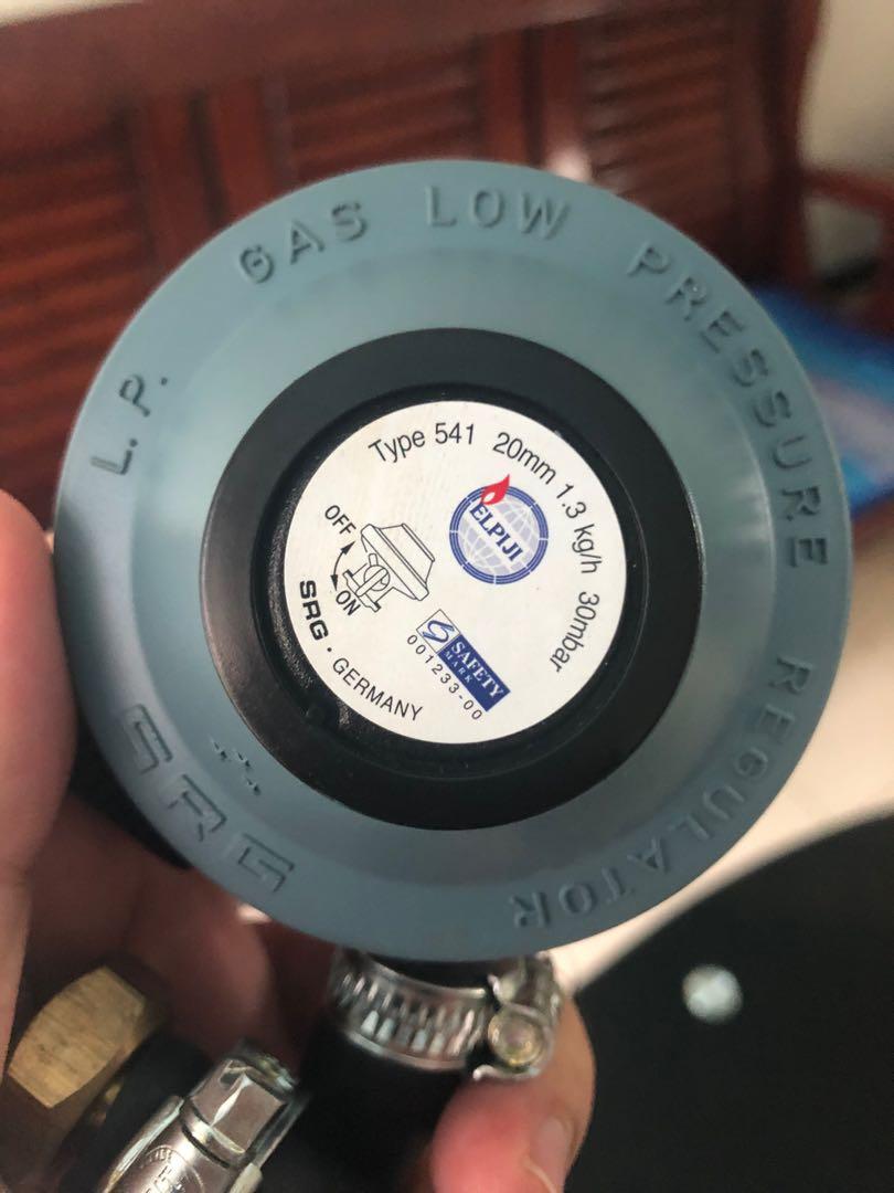 Gas stove pipe & regulator, TV & Home Appliances, Kitchen Appliances, BBQ, Grills & Hotpots on