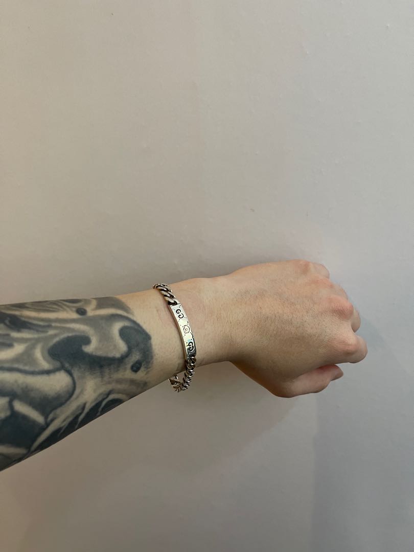 Gucci ghost chin bracelet in silver, Luxury, Accessories on Carousell