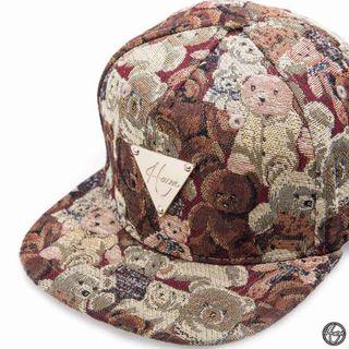 Hater Snapback 滿版小小熊緹花板帽 全新