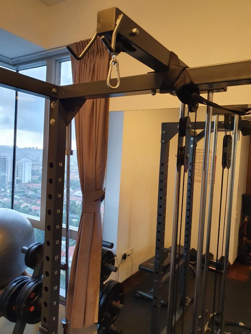 Heavy Power Rack with Lat Pulley Tower, Sports Equipment, Exercise ...