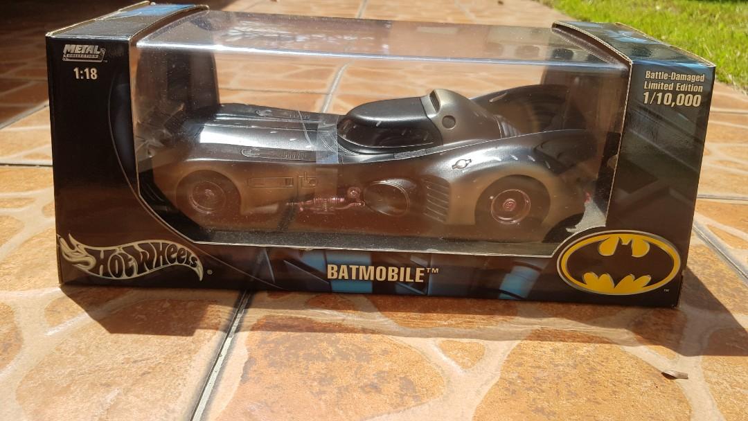 純正購入Hot Wheels G3665 BATMAN BATMOBILE BATTLE-DAMAGED Limited Edition 1/18 乗用車
