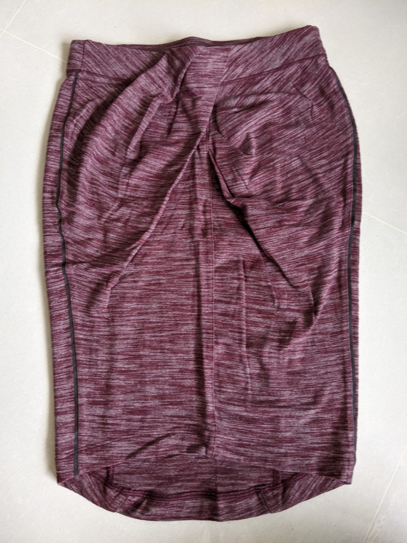 LULULEMON skirt, Women's Fashion, Bottoms, Skirts on Carousell