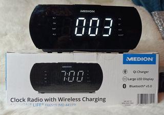 Medion Large Display Clock Radio with Qi  Wireless Charging Bluetooth V5.0, Speaker