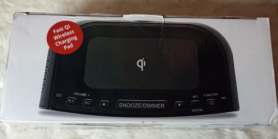 Medion Large Display Clock Radio with Qi Wireless Charging Bluetooth V5.0, Speaker, Furniture