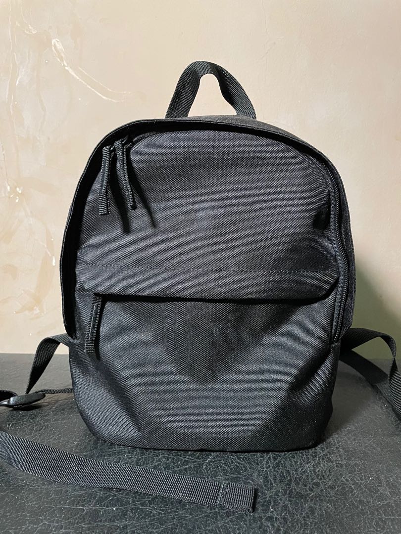 muji mini backpack