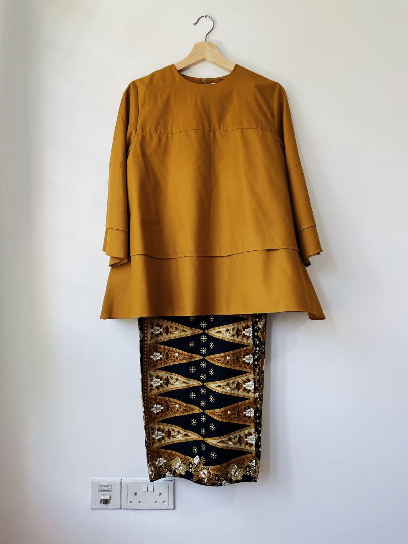 Baju raya mustard