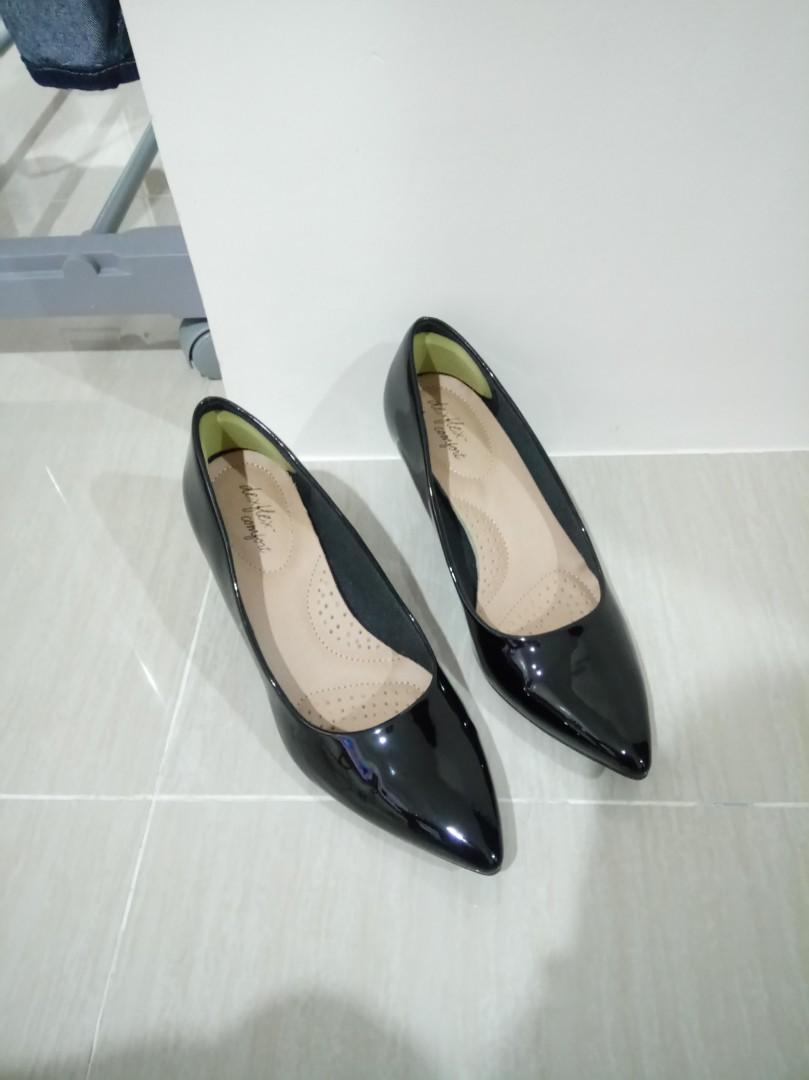 Payless black shop work shoes