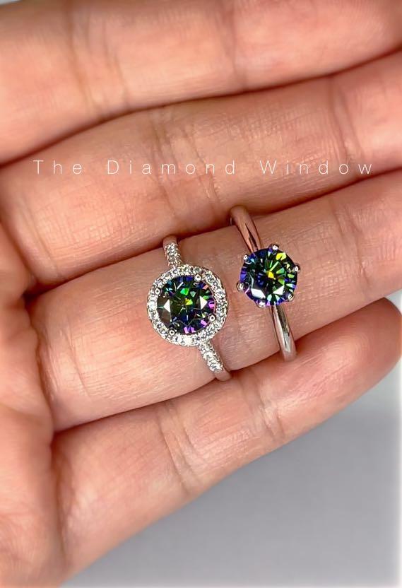 Peacock black moissanite top