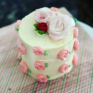Premium Rose Pistachio Cake 