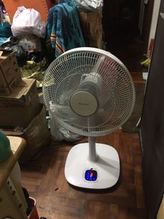 （分類：）位於 。 由 andychan105 提交（商品編號 1086784094，圖片 1）。簡介： 。