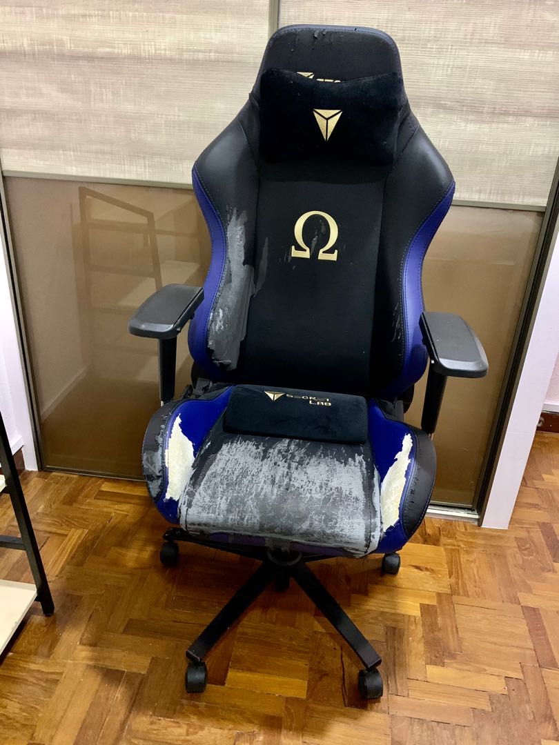 Secret Lab Omega chair, Furniture & Home Living, Furniture, Chairs on