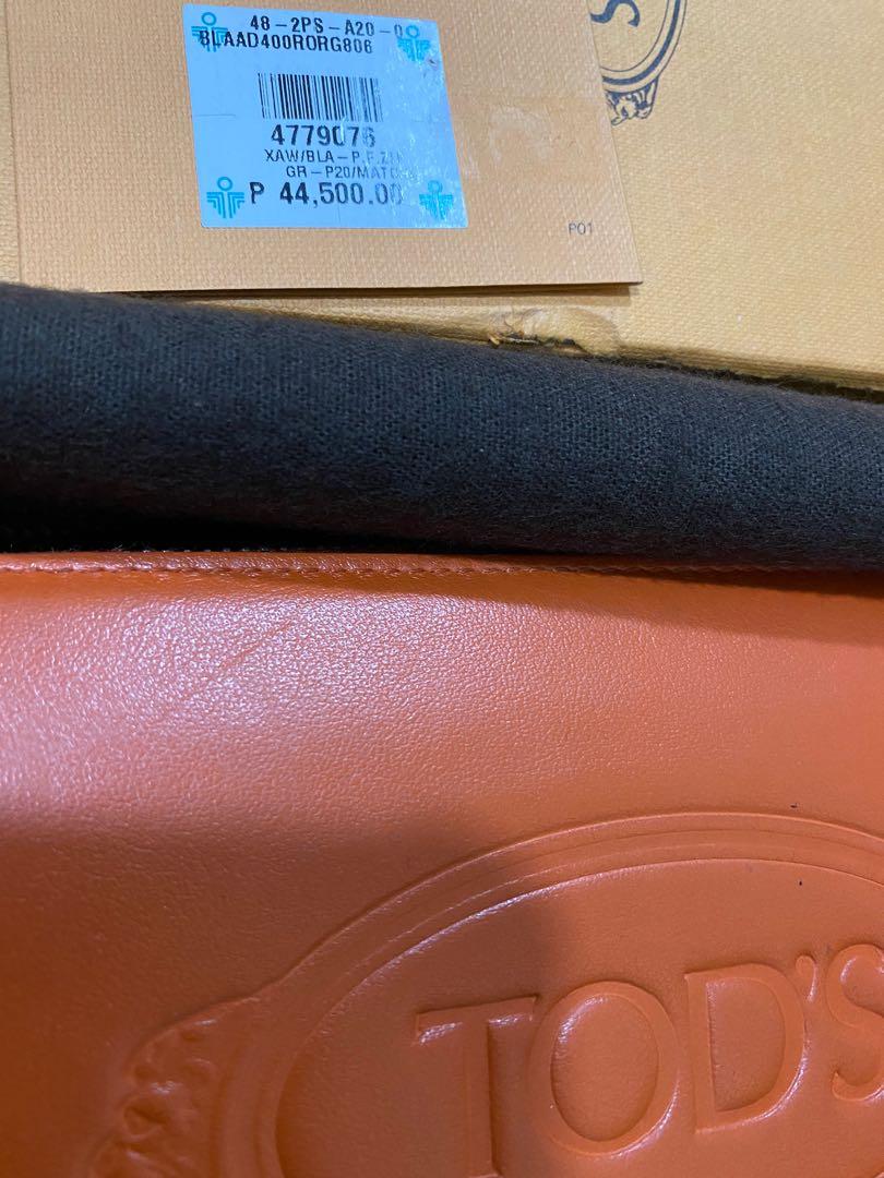 Tods Original Wallet sell or swap (Category: Luxury Bags & Wallets) located in Taguig. Submitted by ayieabolencia (Listing ID 1086871331, Image 3). Description: Preloved Bought in ATC Alabang last January 2021 Used for 2 months Rfs: bought a new one Slightly negotiable.