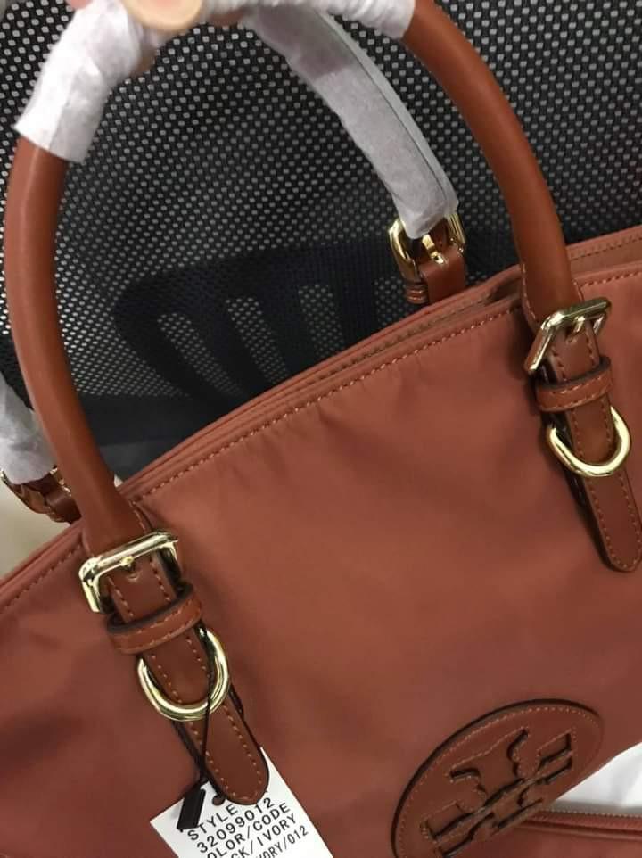 TORY BURCH BAG, Women's Fashion, Bags & Wallets, Shoulder Bags on Carousell