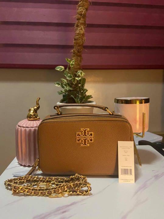 Tory Burch Britten Small Top Handle Case (Read description), Luxury, Bags &  Wallets on Carousell