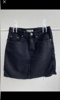Zara Black Denim Skirt