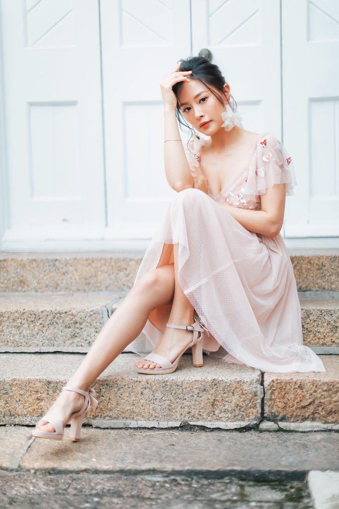 Needle Thread Bridesmaid dress Rental