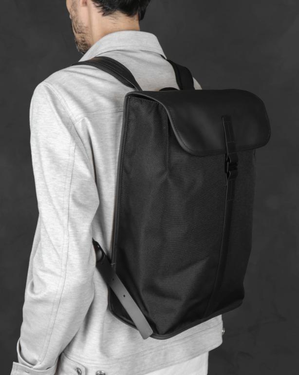 全新正品) Topologie Satchel Backpack Dry 黑色背包背囊書包可放手提