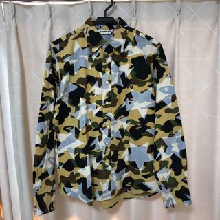 （分類：）位於 。 由 bapehkld 提交（商品編號 1086948845，圖片 1）。簡介： 。