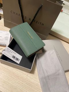 （分類：）位於 。 由 chuu100 提交（商品編號 1087033874，圖片 1）。簡介： 。