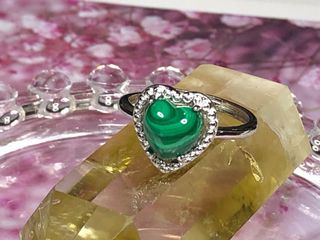(Category: ) located in . Submitted by happiness_crystalgem (Listing ID 1087003879, Image 1). Description: .