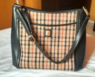 (Category: ) located in . Submitted by trendyracks (Listing ID 1086912125, Image 1). Description: .