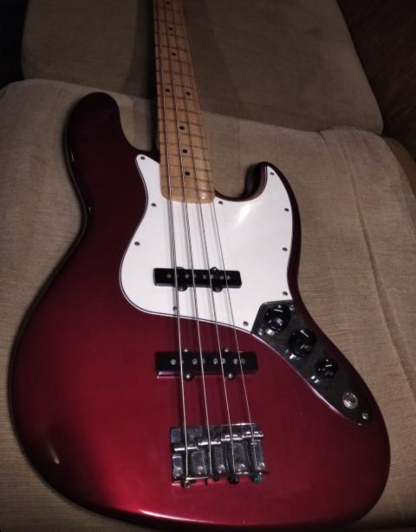 Jual fender jazz bass sale