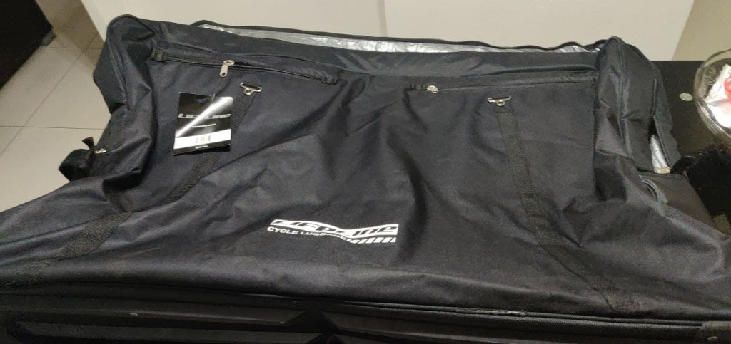 Lifeline complete bike and wheel bags store