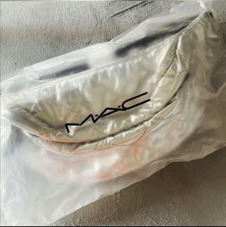 MAC belt bag