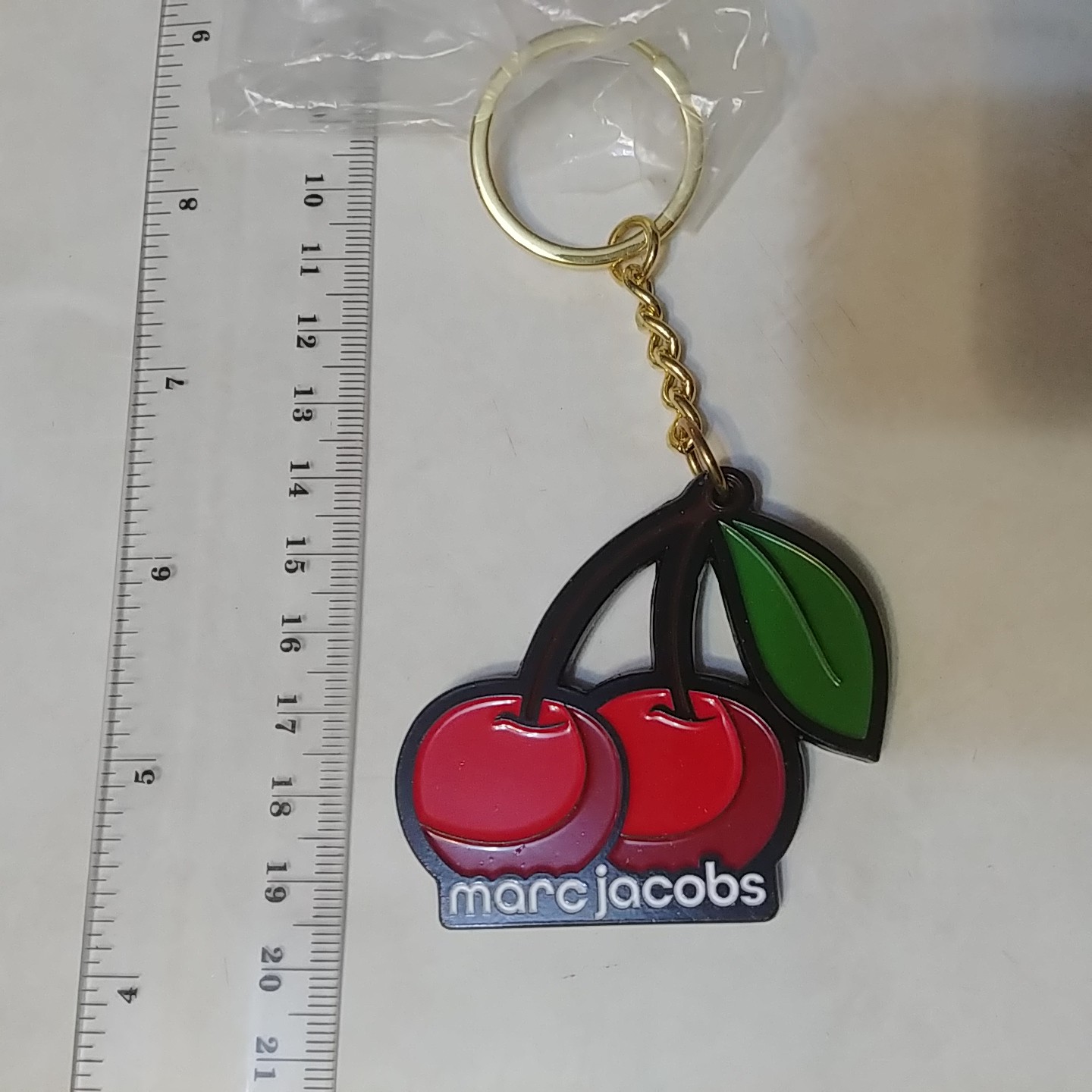 Marc jacobs cherry keychain key ring bag charm New no packing 如圖
