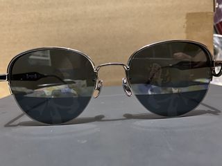 （分類：）位於 。 由 tyyychan 提交（商品編號 1087037982，圖片 1）。簡介： 。