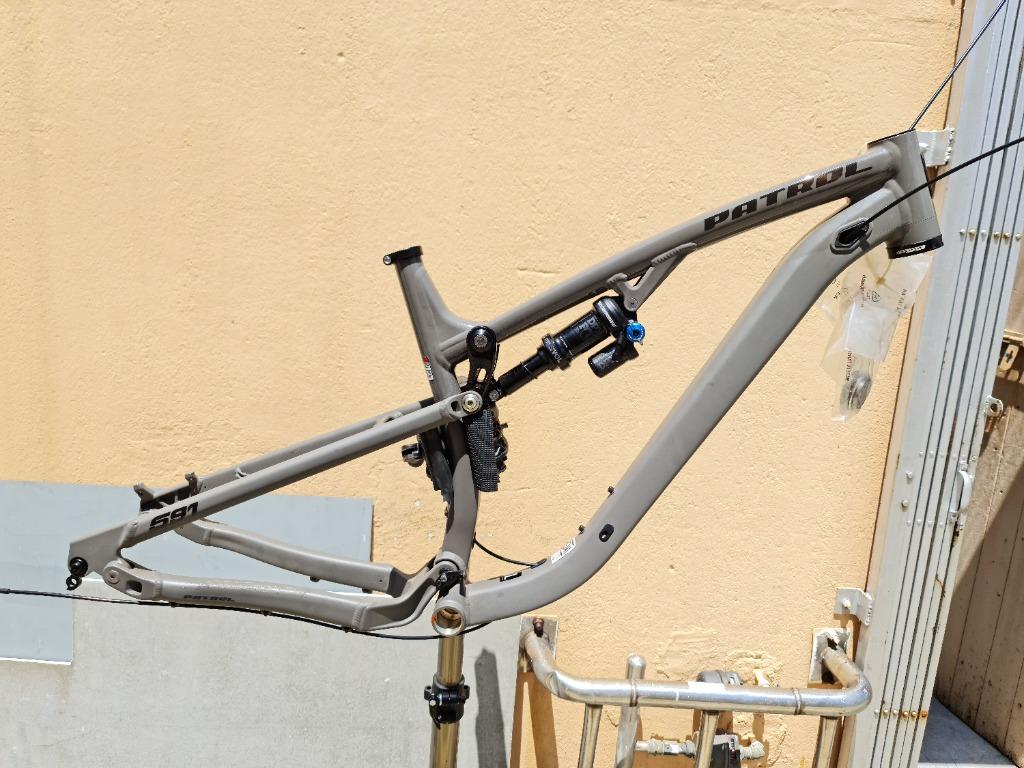 Clearance frameset outlet
