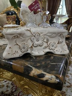 (Category: ) located in . Submitted by luxdecor17 (Listing ID 1086958936, Image 1). Description: .