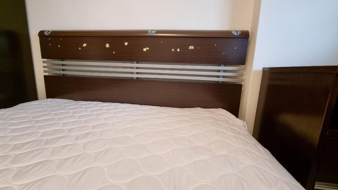 Queen Size Bed Frame With Headboard, Queen Bed With Side Headboard