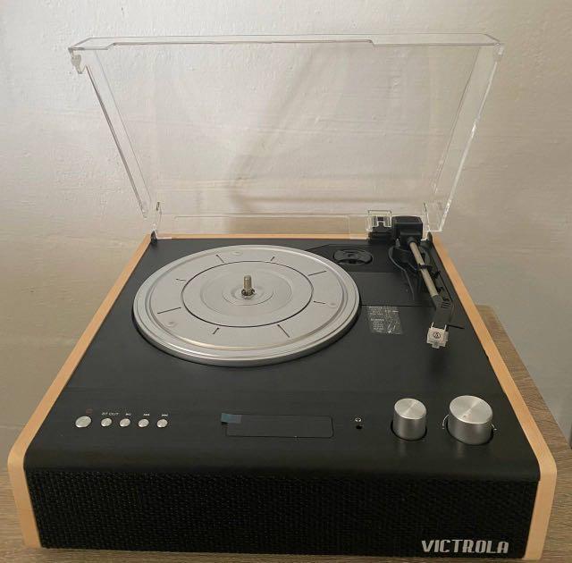 Victrola Eastwood Record Player - Dual Bluetooth 5.0 Turntable with  Built-in Stereo Speakers and Audio Technica Cartridge