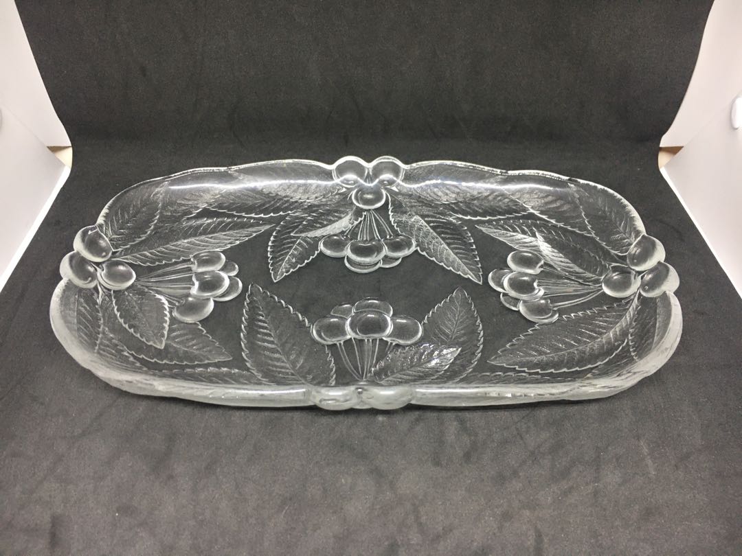 Vintage Crystal Tray, Women's Fashion, Jewelry & Organisers, Precious