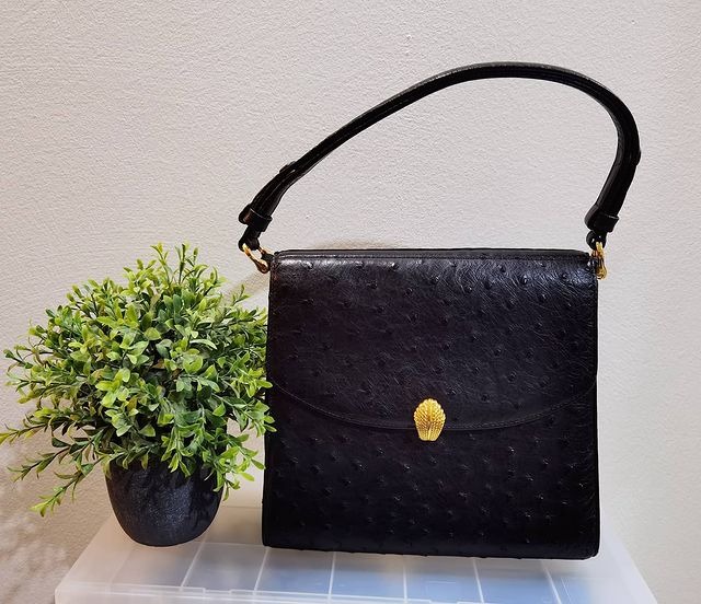 Vintage ostrich cheap purse