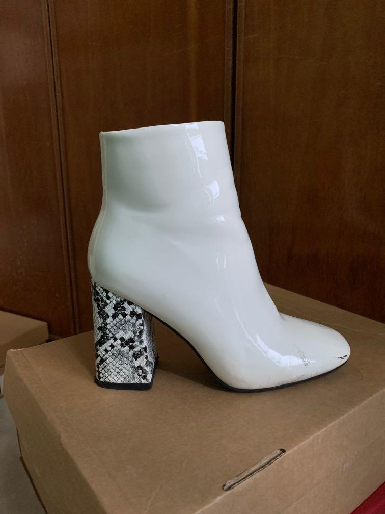 White snakeskin cheap heels