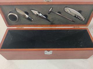 Wine case (real wood) with complete accessories wine opener cork screw pourer