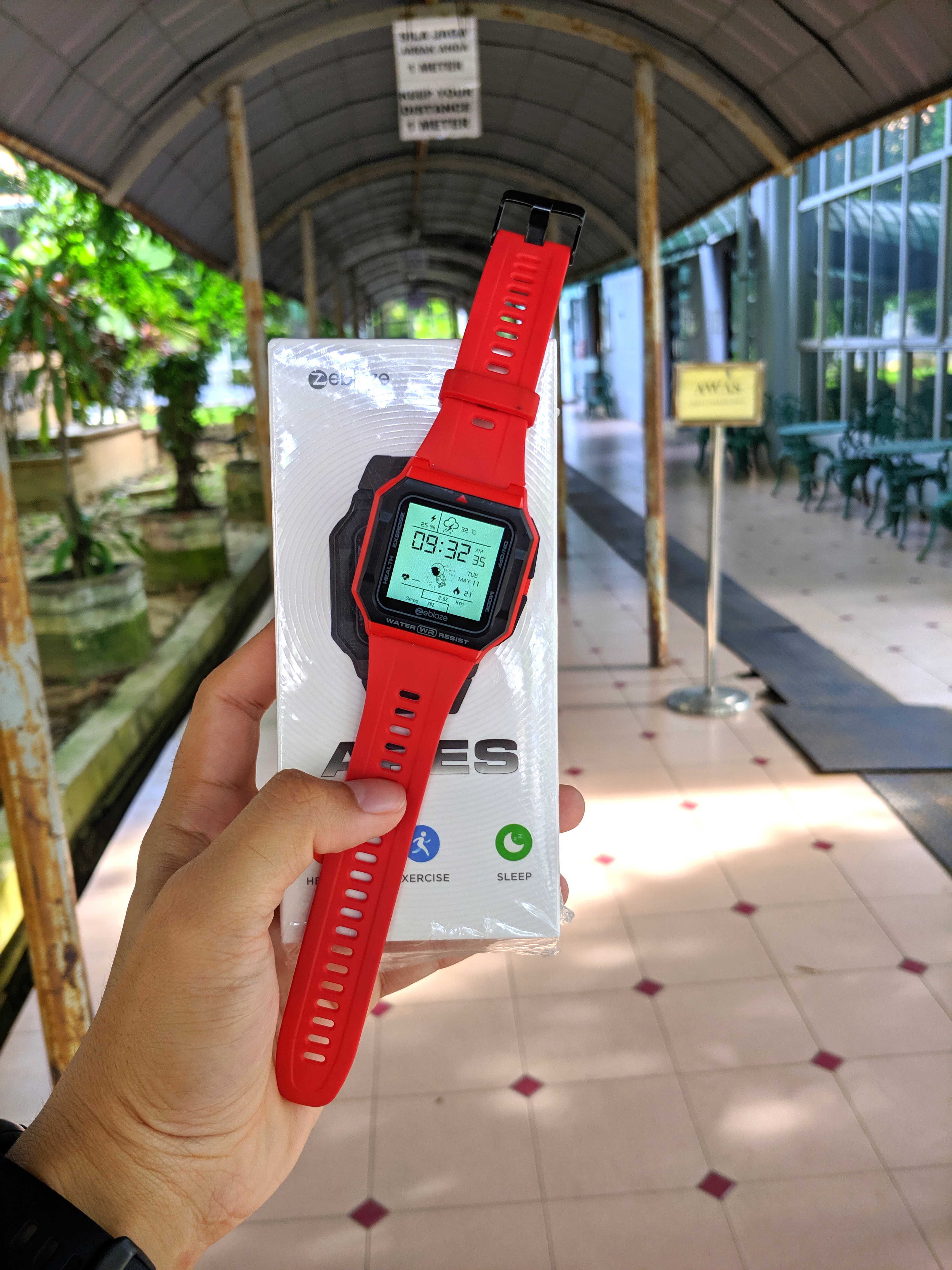 Đồng hồ thông minh Zeblaze của nước nào? Có tốt không?