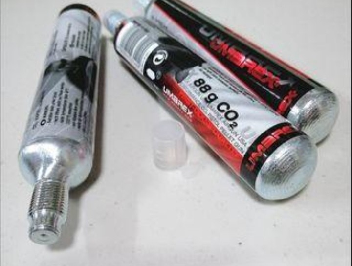 88g 90g Co2 Oxygen Tank Handy Jet Umarex Cartridge Threaded, Commercial