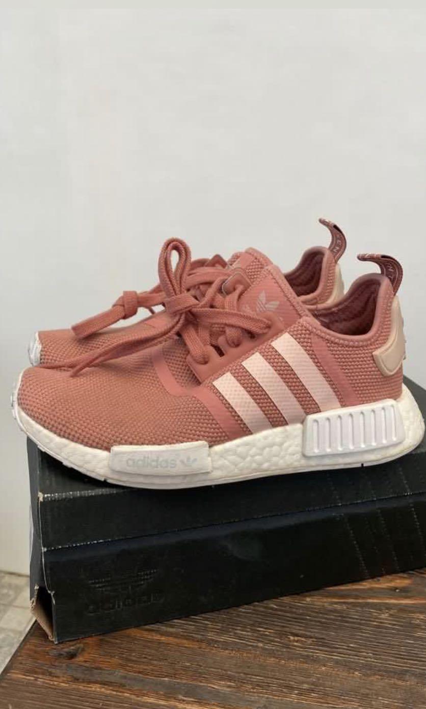 Adidas originals nmd pink salmon hotsell