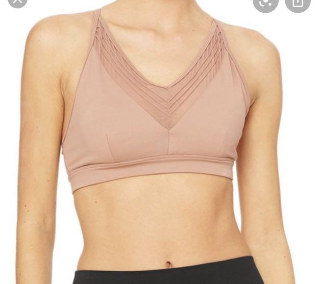 Alo ultimate V bra (mesh ) (Category: Activewear) located in Singapore. Submitted by gottaloveactivewear (Listing ID 1087138227, Image 1). Description: Super Pretty! Barely used. Size Xsmall. Fits Lulu size 4-6.